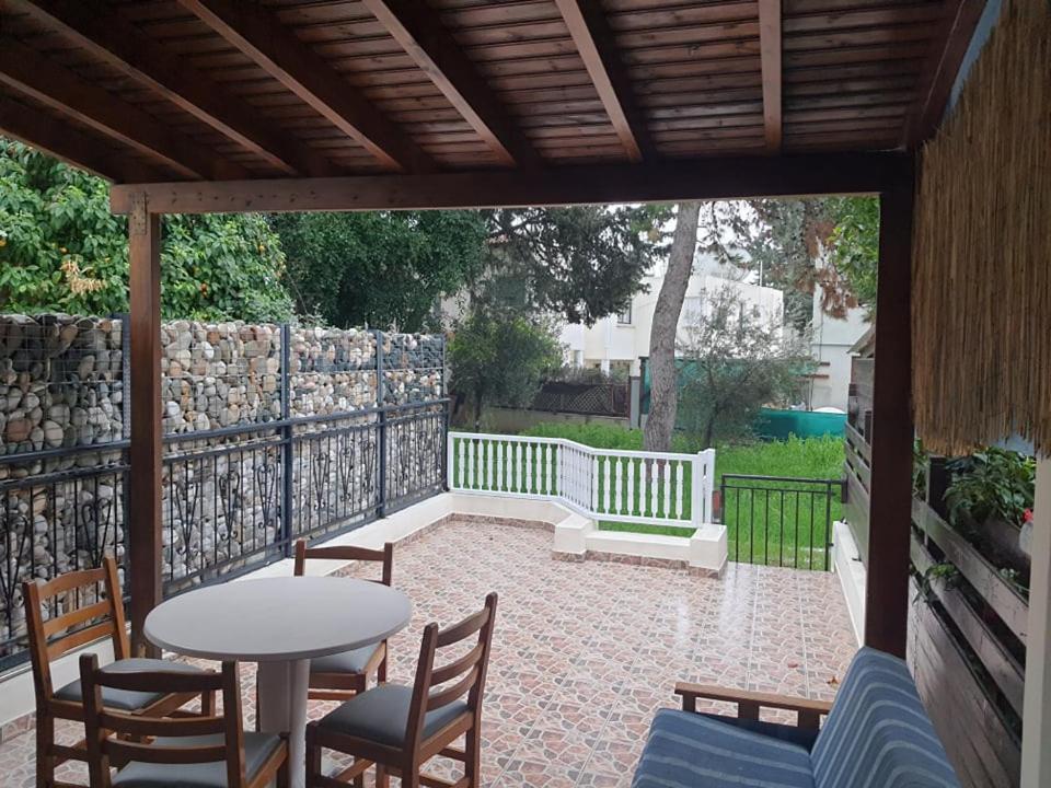 Lovely 2 Bedrooms In The Tourist Area In Paphos . מראה חיצוני תמונה