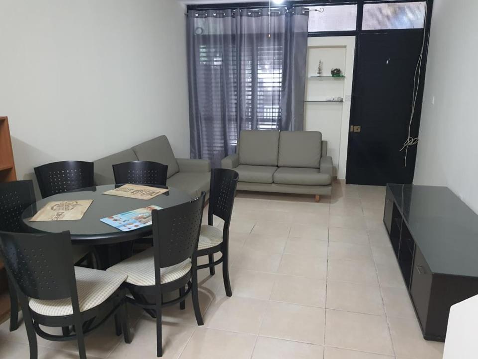 Lovely 2 Bedrooms In The Tourist Area In Paphos . מראה חיצוני תמונה